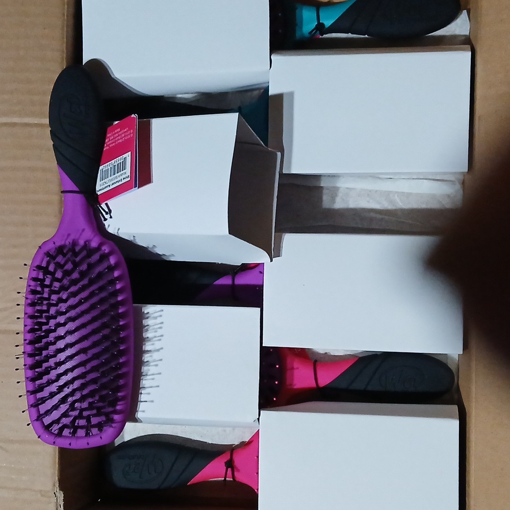NEW WET BRUSHES